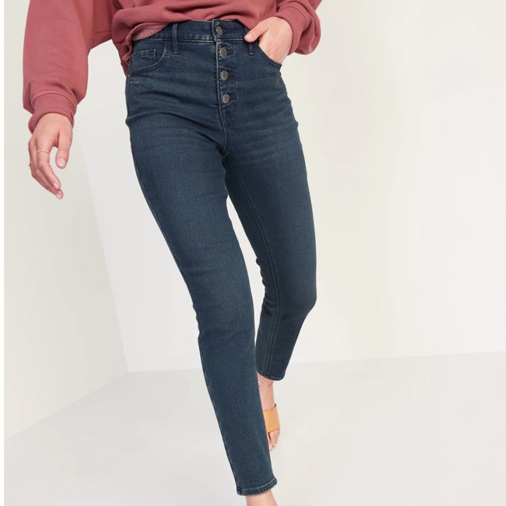 Old Navy Rockstar Super Skinny Jeans